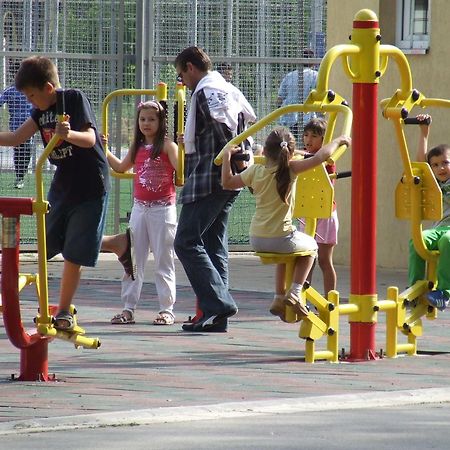 Самостоятелни Стаи и Апартаменти Аспарухов Варна Екстериор снимка